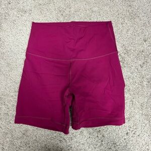 Lululemon Magenta Purple Wunder Train 6” Shorts